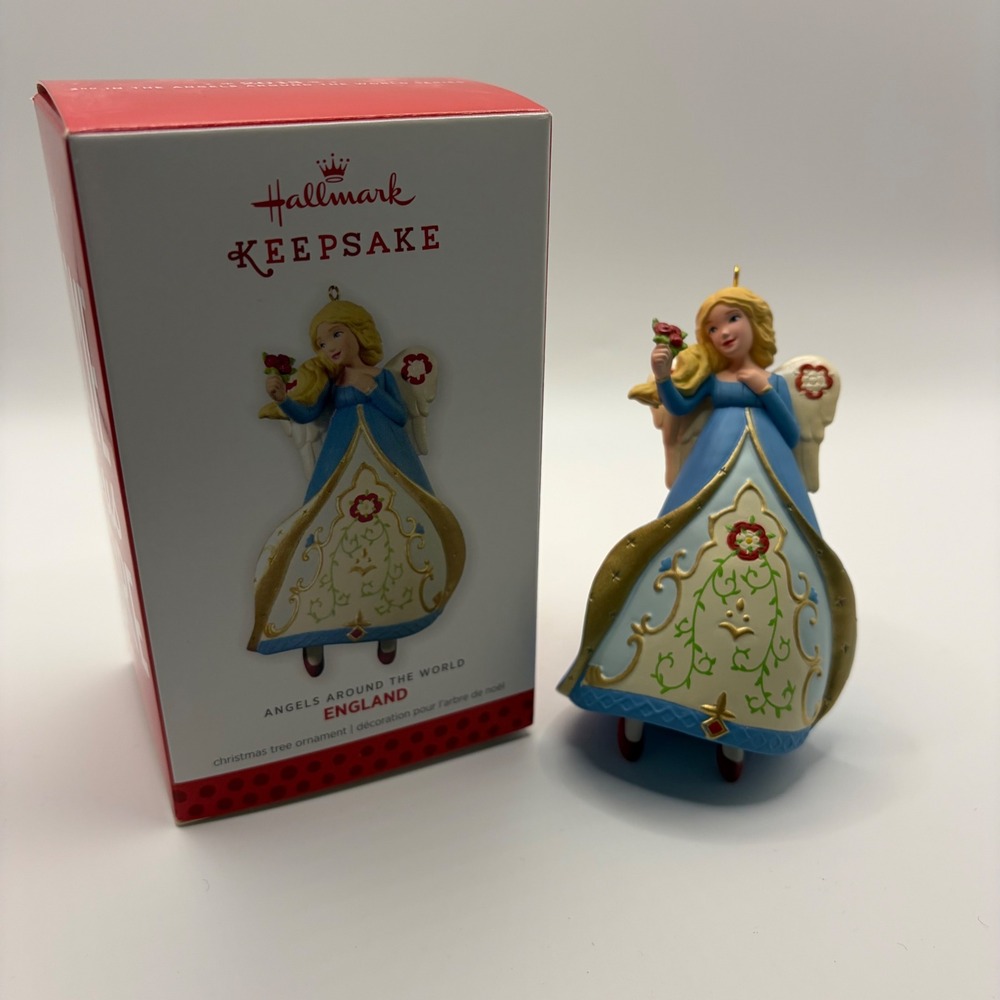 2013 Hallmark Keepsake Angels Around the World England Ornament QX9055